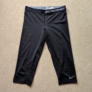 Nike pro combat dri-fit crops